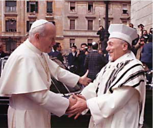 Pope John Paul II and Chief Rabbi of Rome Elio Toaff (Credit: L'Osservatore Romano)