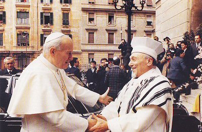 John Paul's visit to Synagogue in Rome, April 13, 1986. Shaking hands with Great Rabbi Elio Toaff.