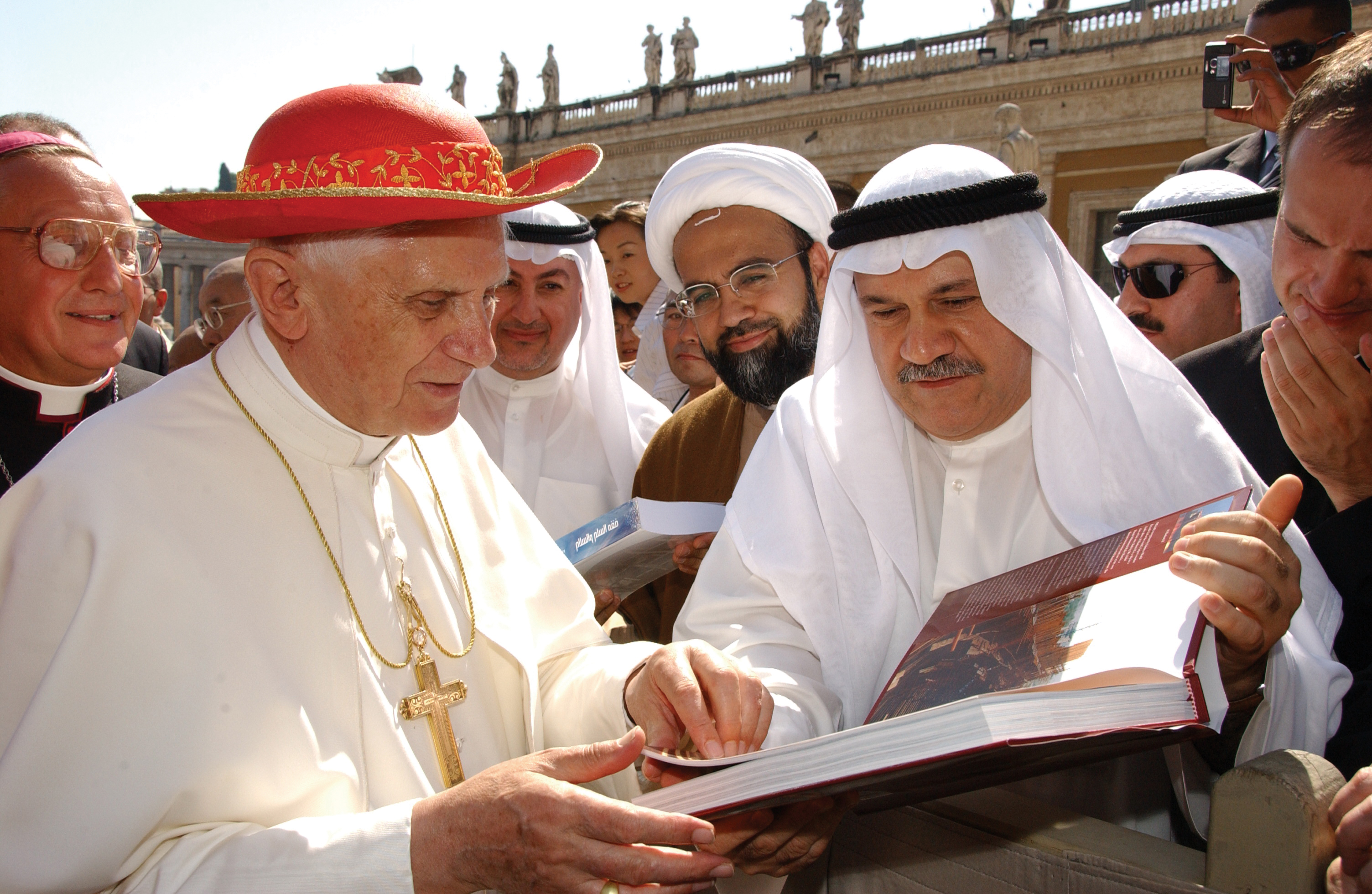 Pope Benedict XVI with Muslim leaders at the Vatican. 2006. Credit: L'Osservatore Romano